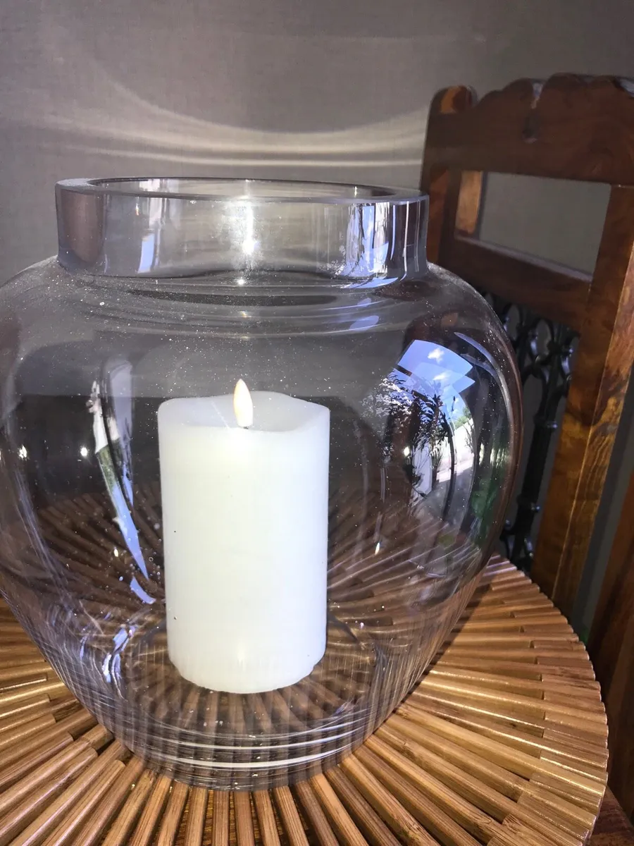 Heavy glass bowl with candle - Image 1