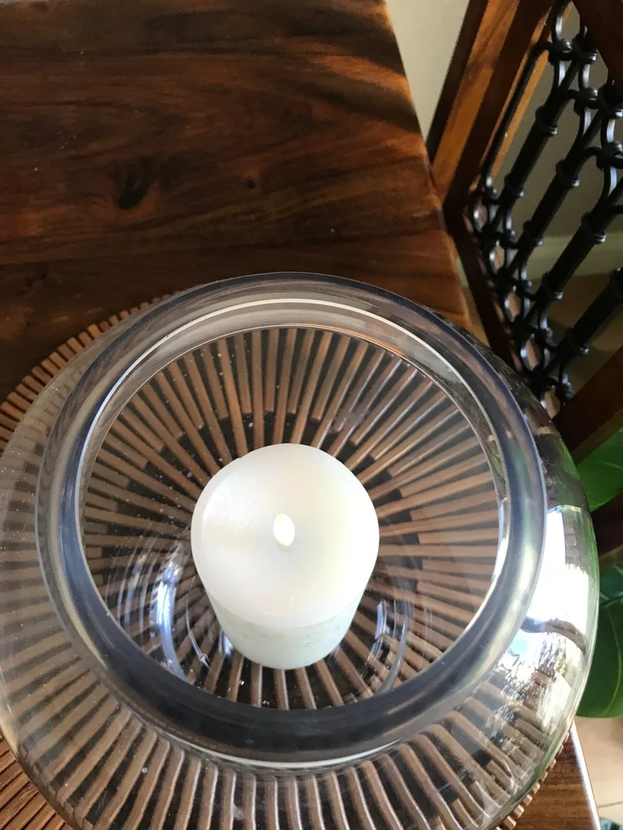 Heavy glass bowl with candle - Image 3