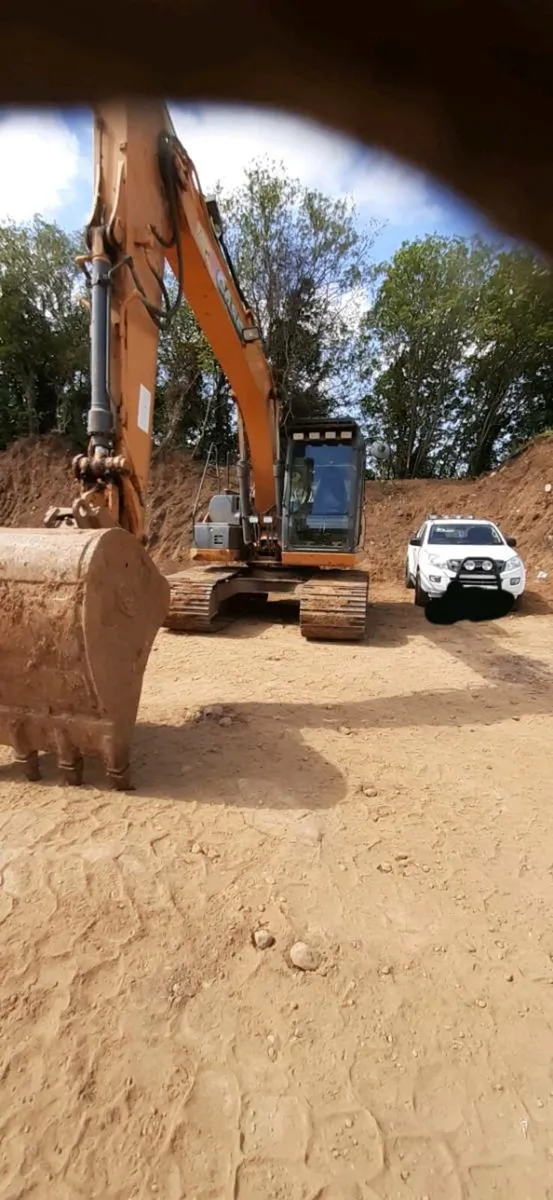 2015 Case 130C - Image 1