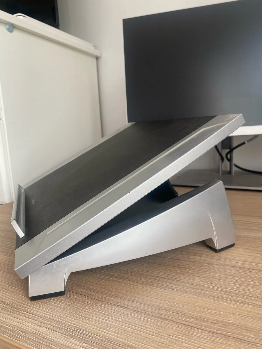 Laptop Raiser - Image 1