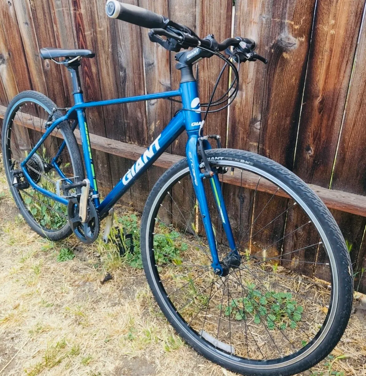 Giant escape bicycle for sale .