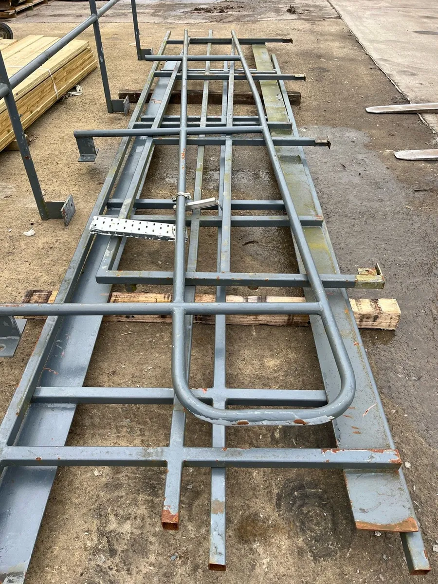 Steel hand railing - Image 2