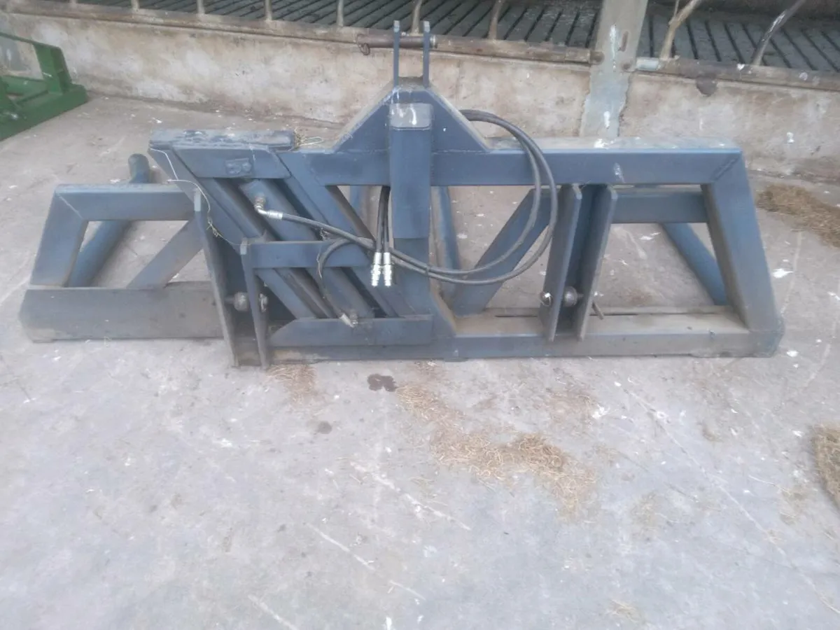 Bale handler - Image 2