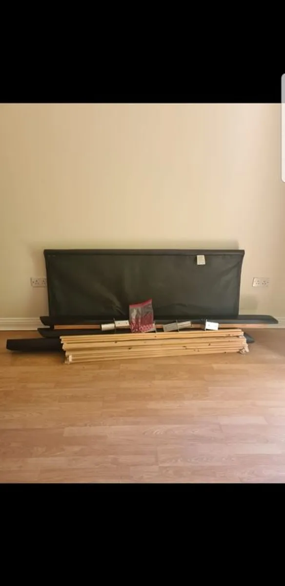 Bed frame kingsize with mattress - Image 2