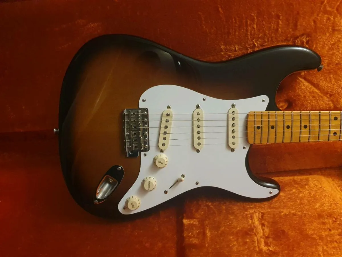Fender american vintage 57 stratocaster - Image 2