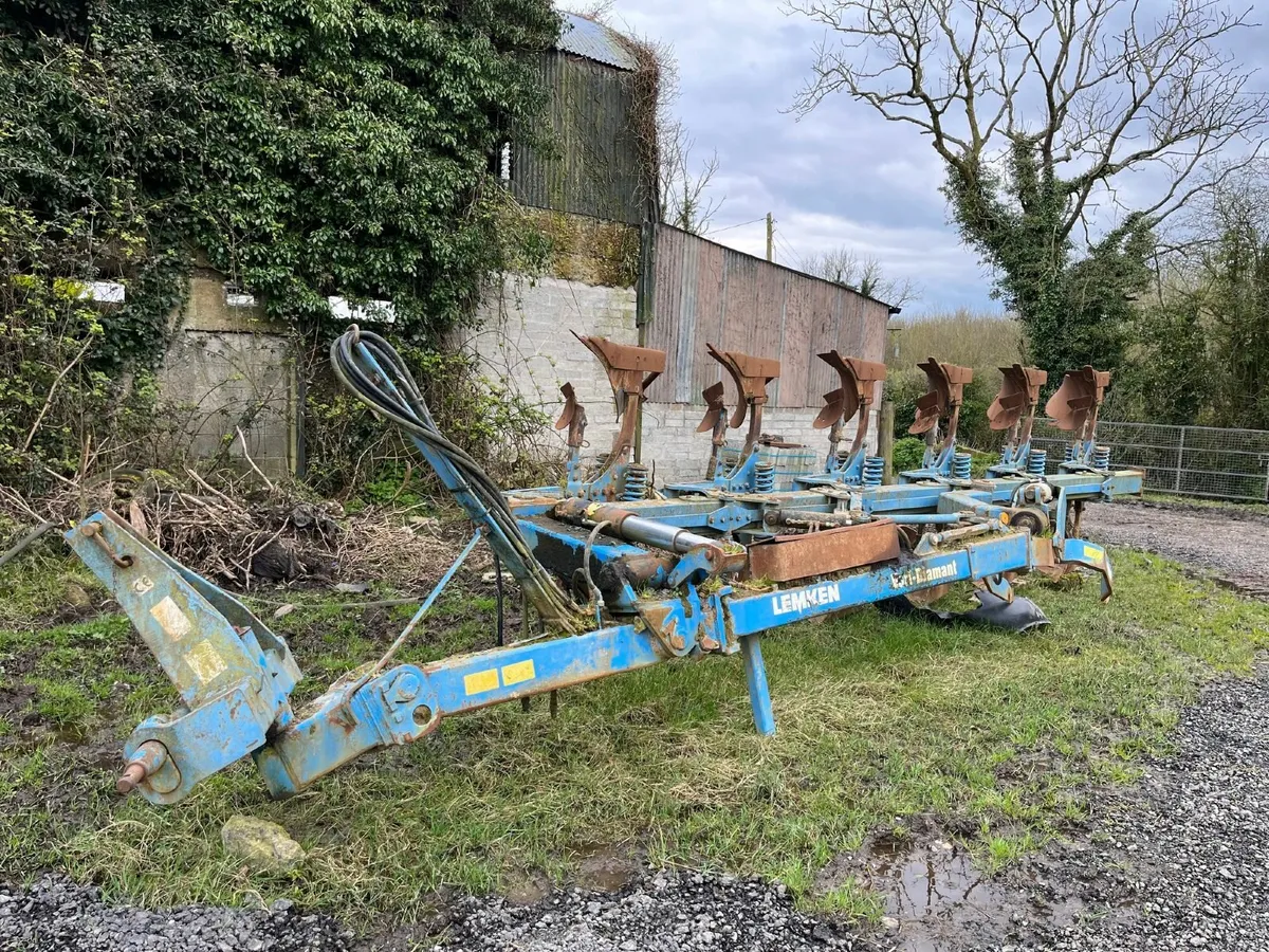 Lemken Vari-Diamant 6 furrow reversible plough - Image 2