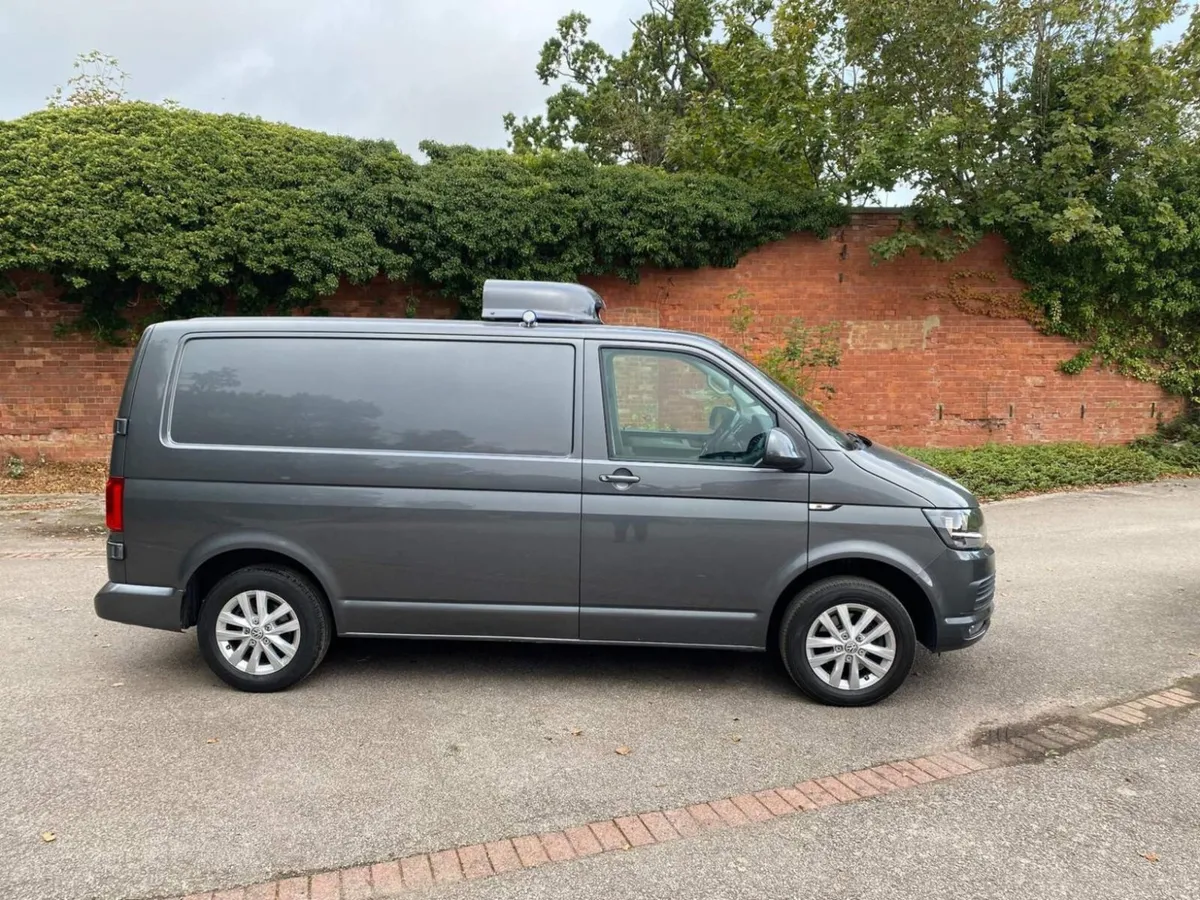 Vw Transporter temperature controlled - Image 2