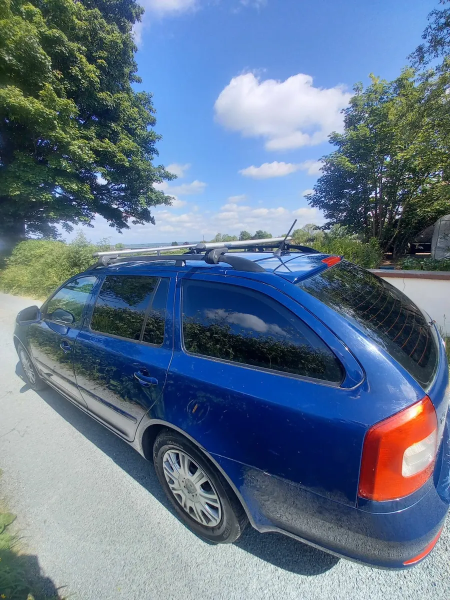 Skoda Octavia 2011 - Image 2