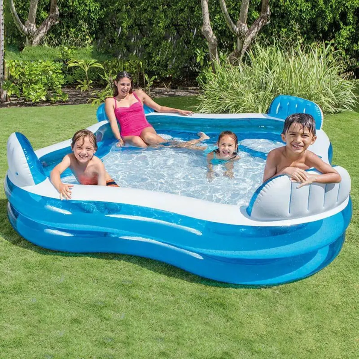 Family-Size Inflatable Swimming Pool - Image 1