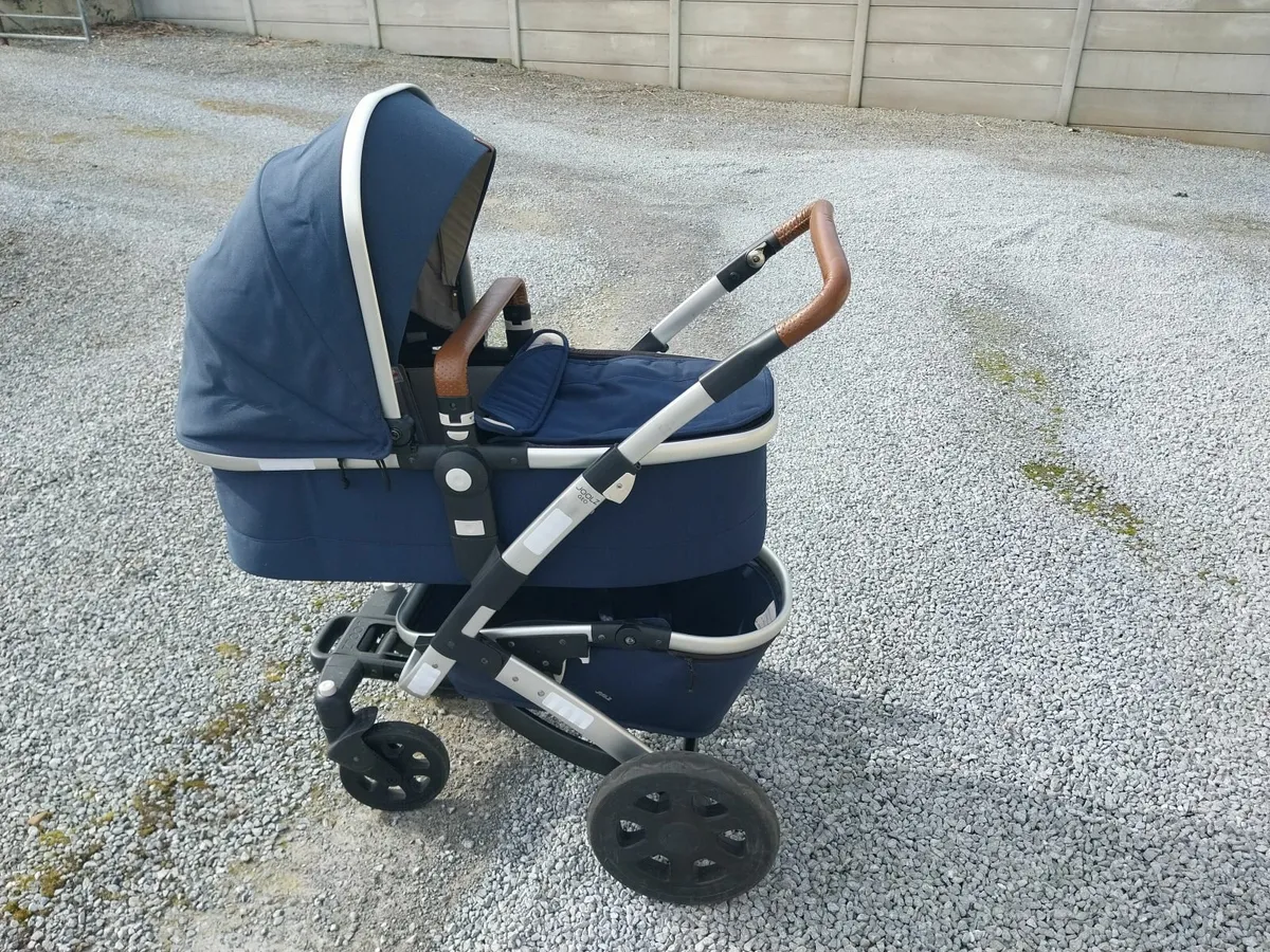 Travel system - Image 1