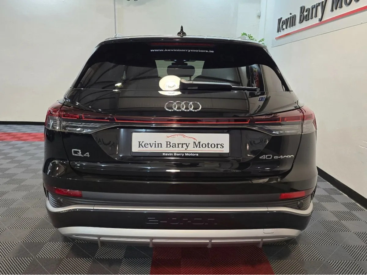 Audi Q4 E-tron 40 S Line 204BHP (82kwh Battery) A - Image 4