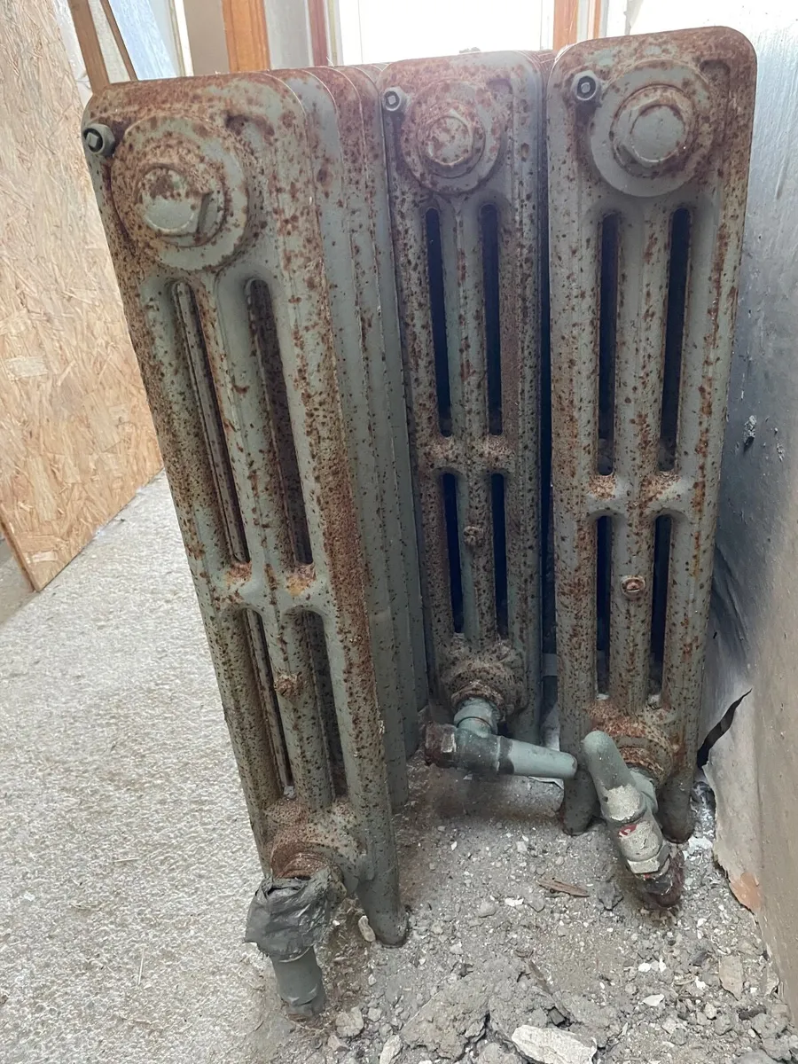 Cast iron Radiators - Image 1