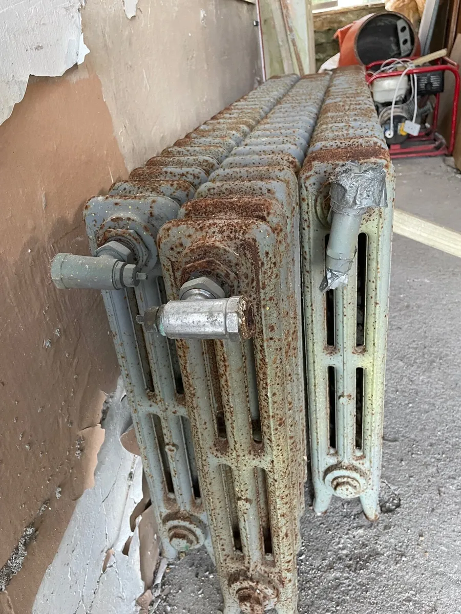 Cast iron Radiators - Image 2