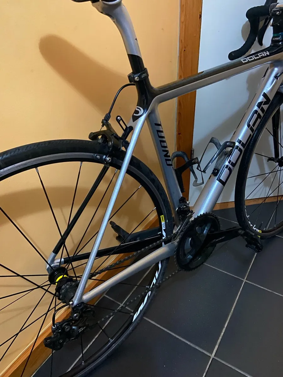 Dolan Carbon race bike - Image 2