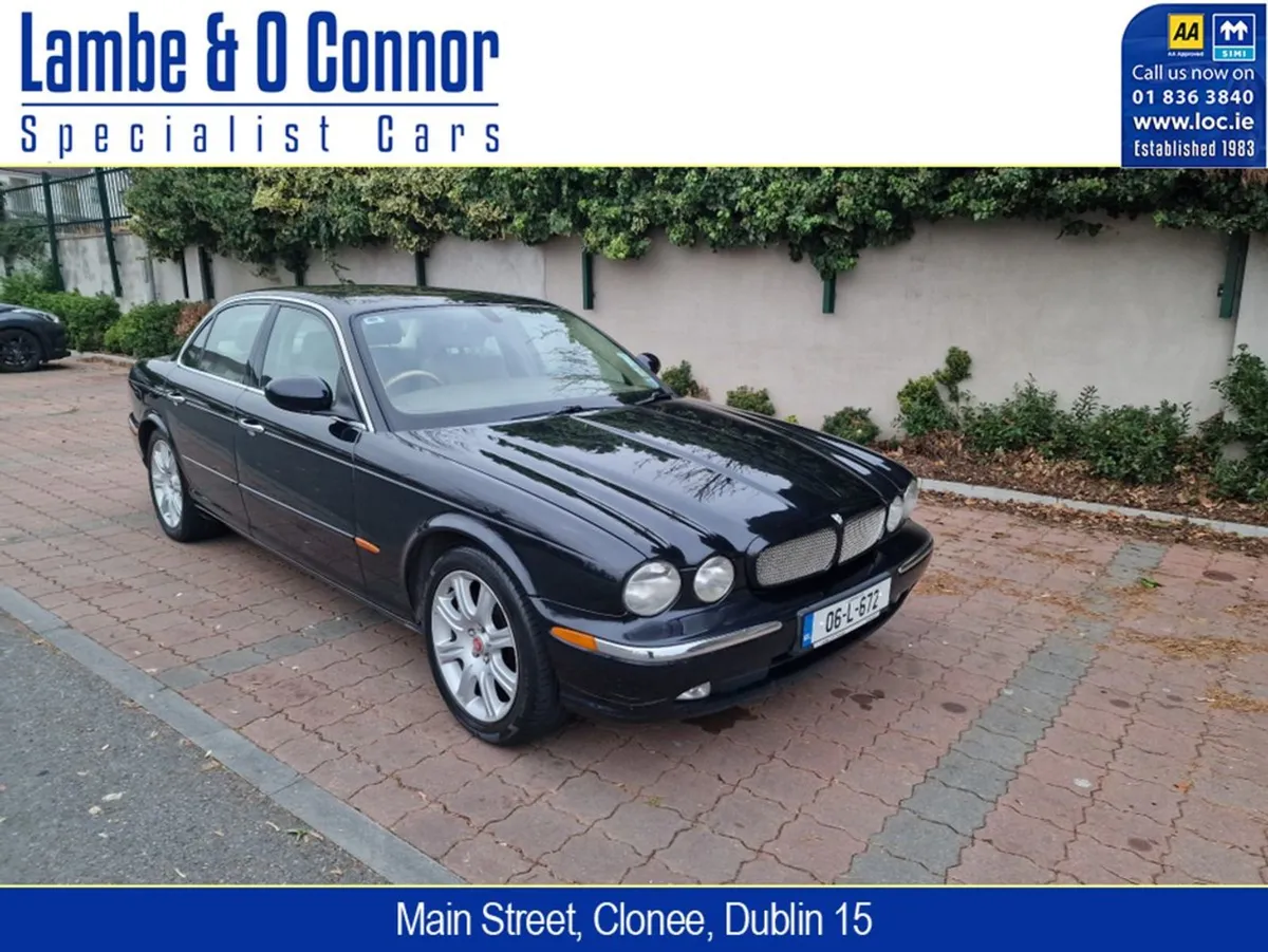 Jaguar XJ Series 3.0 Classic Black / Cream Leathe - Image 1