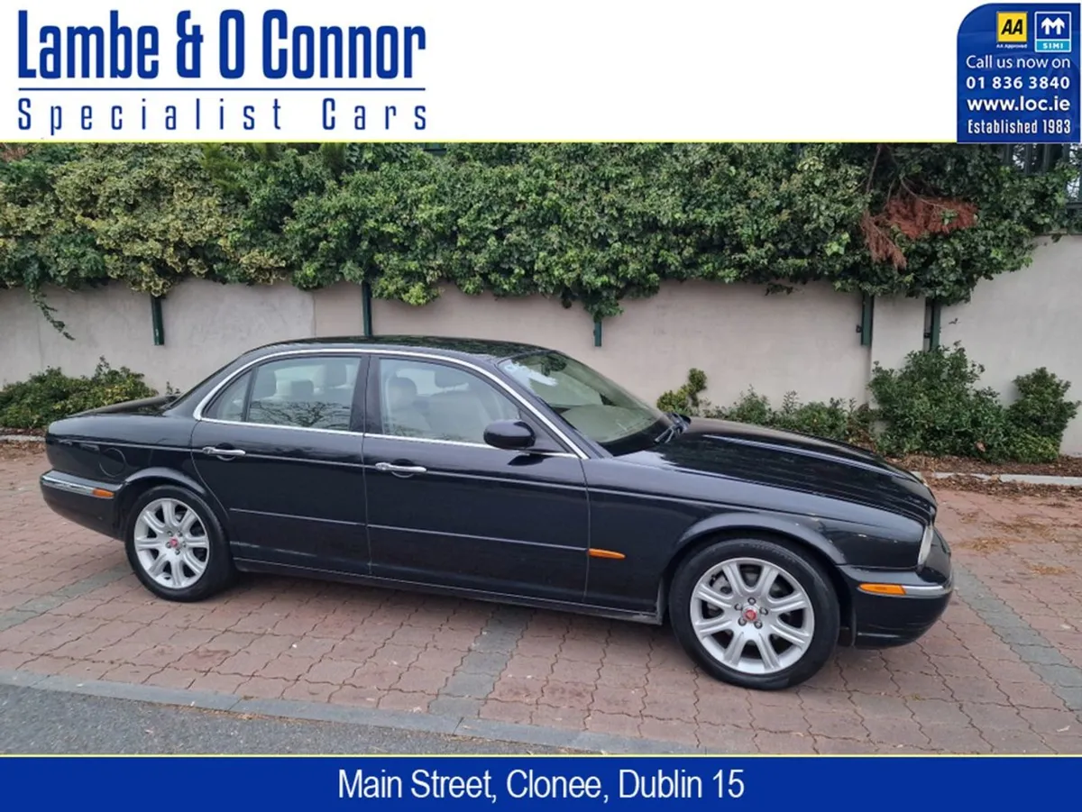 Jaguar XJ Series 3.0 Classic Black / Cream Leathe - Image 2