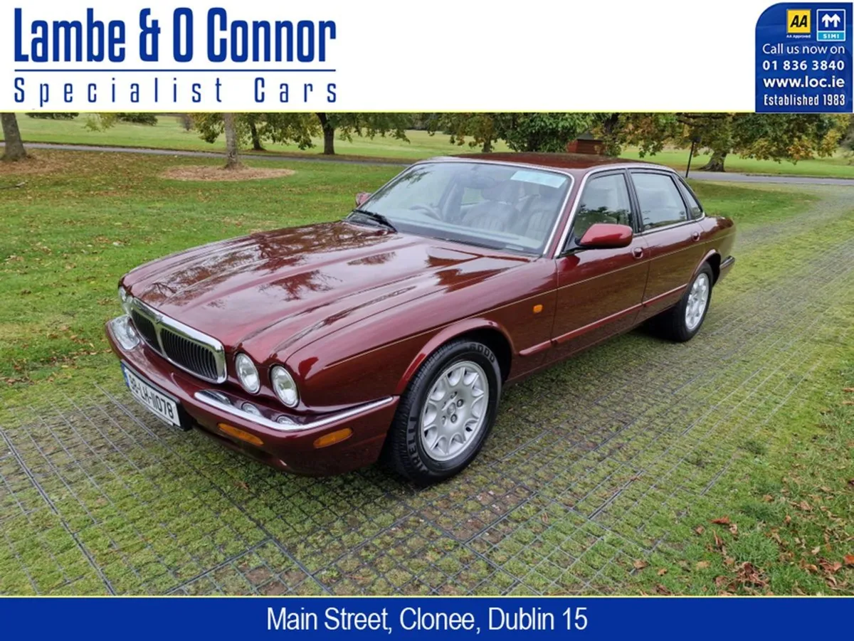 Jaguar XJ Series XJ8 4DR Auto Carnival RED / Crea - Image 3