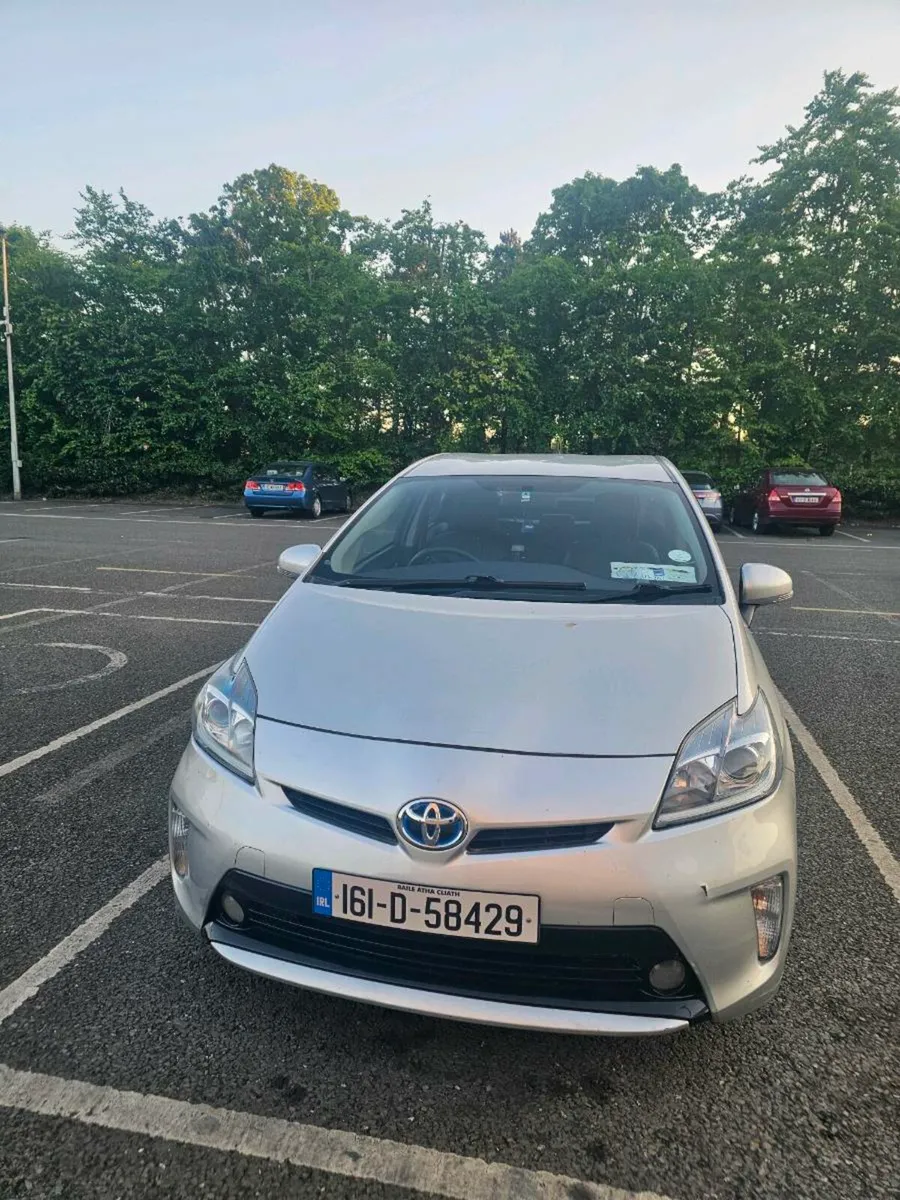 Prius 2016 - Image 1