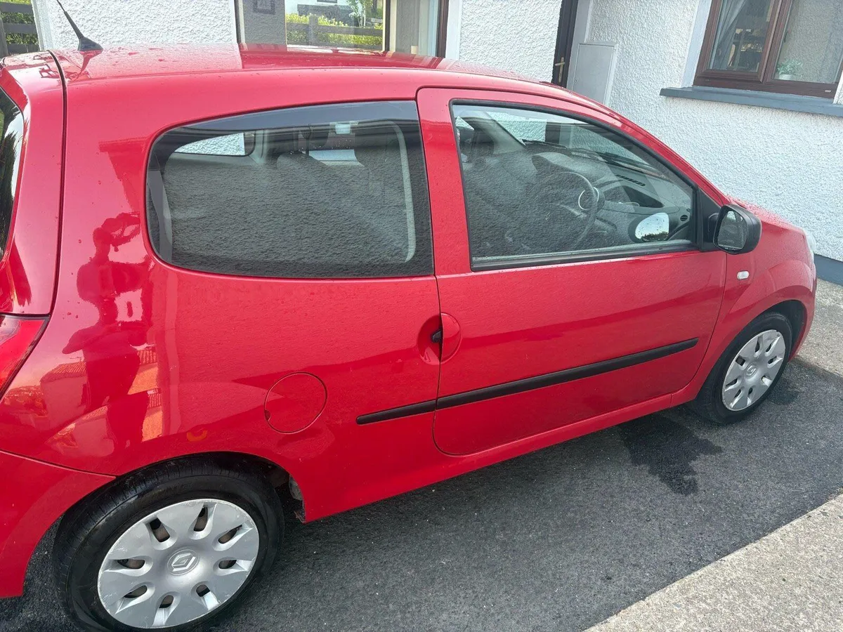 Twingo - Image 2
