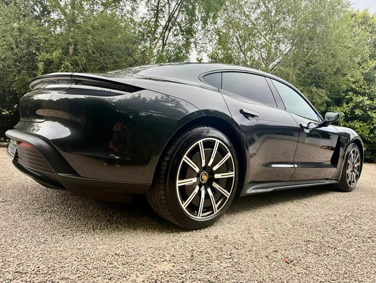 Porsche Taycan RWD  performance Battery Plus5 Sea - Image 3