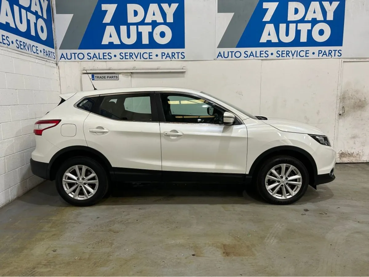 Nissan QASHQAI 1.5 DCI Acenta 5DR - Image 3