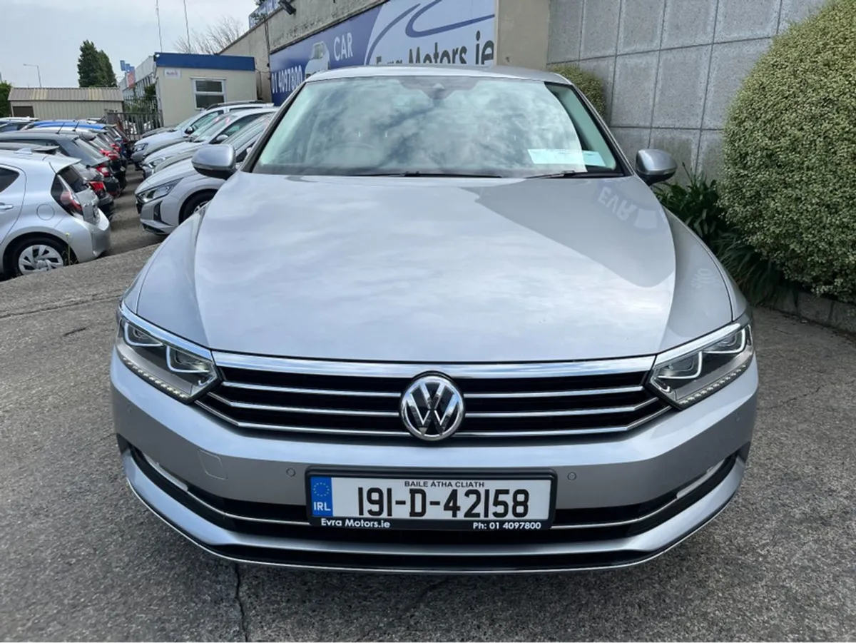 Volkswagen Passat Highline 2.0 TDI Diesel 150BHP - Image 2