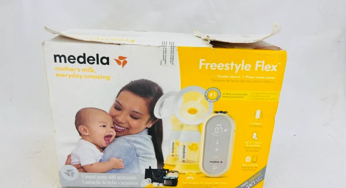 Medela FreeStyle Flex Double Electric Breast Pump - Image 3
