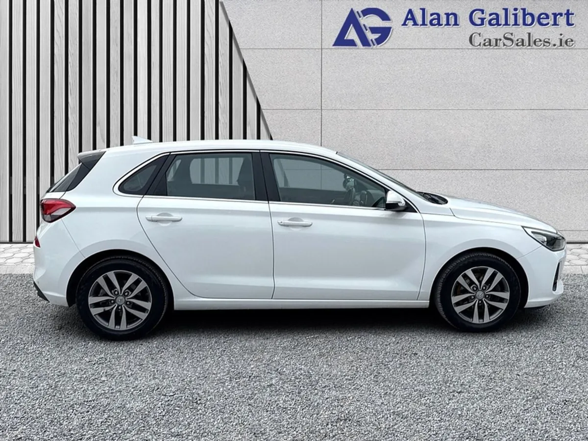 Hyundai i30 1.0 Petrol SE Reverse Camera  62 Per - Image 3