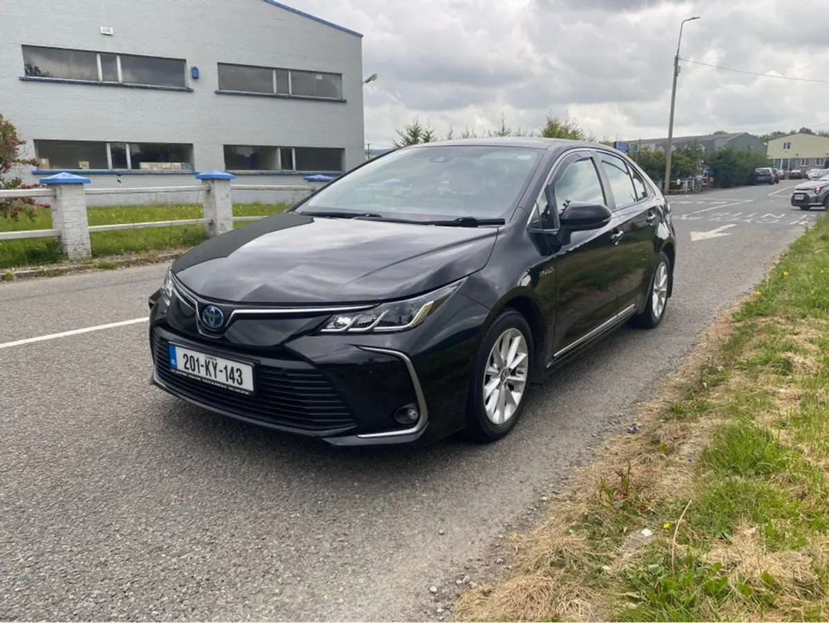 Toyota Corolla Luna SAL 4DR Auto - Image 2