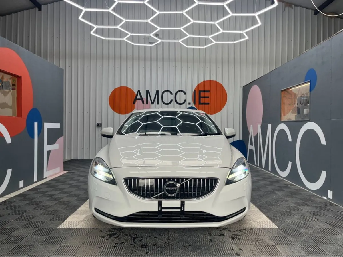 Volvo V40 Only  15950 1.5 Petrol / 99k KMs / Heat - Image 2