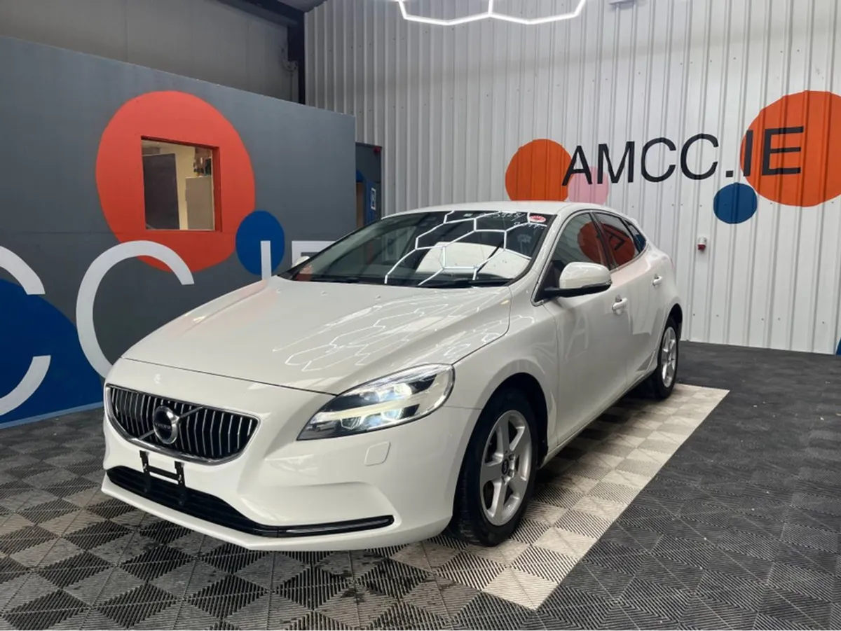 Volvo V40 Only  15950 1.5 Petrol / 99k KMs / Heat - Image 3