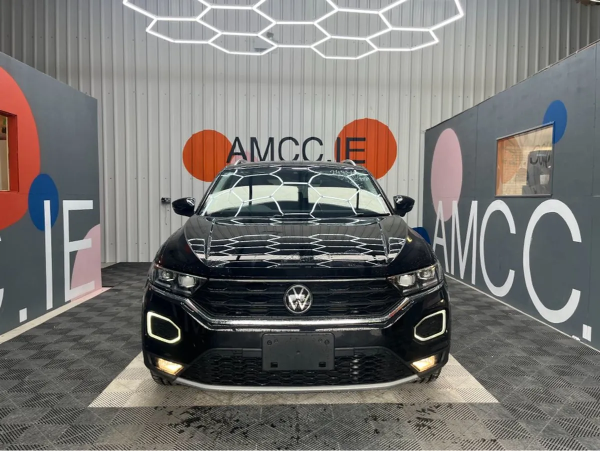 Volkswagen T-Roc 2.0 Diesel / 61k KMs / Reverse C - Image 2