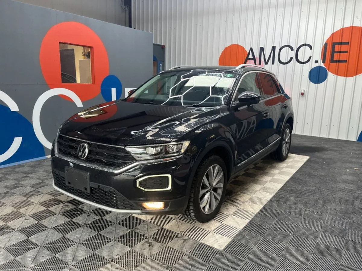 Volkswagen T-Roc 2.0 Diesel / 61k KMs / Reverse C - Image 3