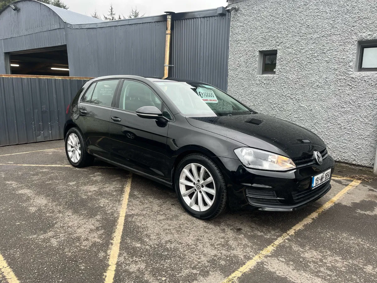 Volkswagen Golf 2015 - Image 1