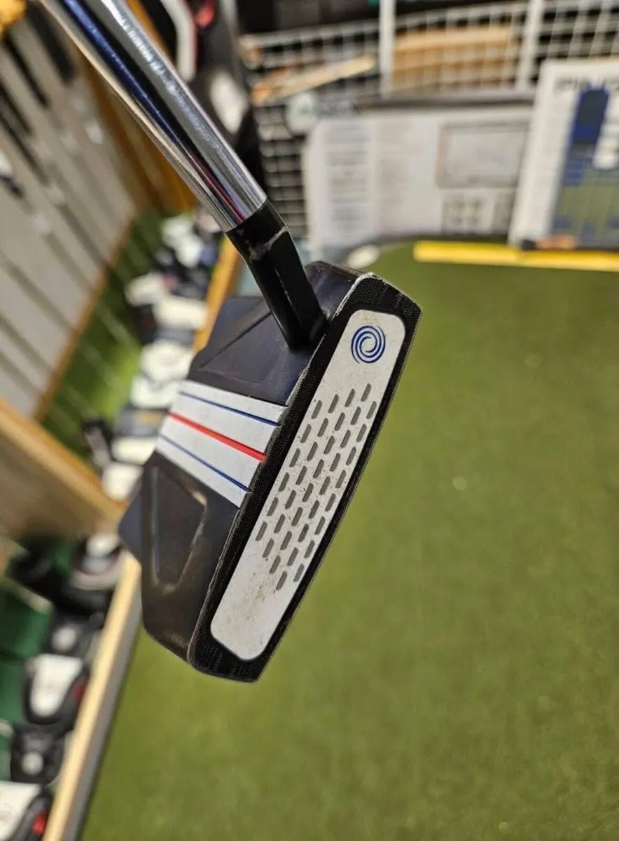 Odyssey Ten Triple Track Putter - Image 3