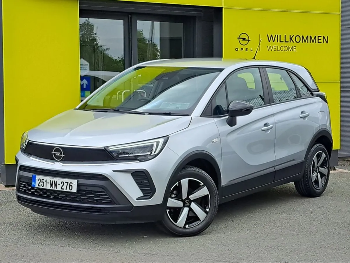 Opel Crossland SC 1.5td 110BHP  reversing Camera - Image 1