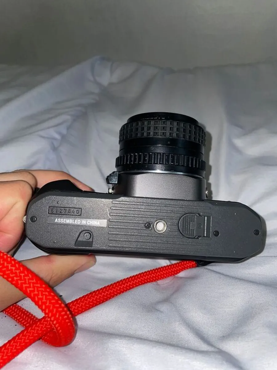 Pentax P30T 35mm SLR Film Camera with 50mm & 28mm Lenses, Excellent Condition, Fully Working - Image 3