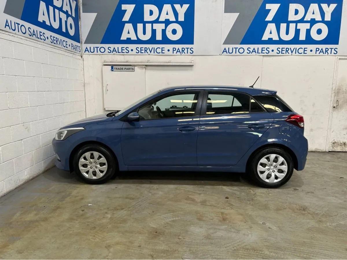 Hyundai i20 Active Petrol Classic 5DR - Image 4