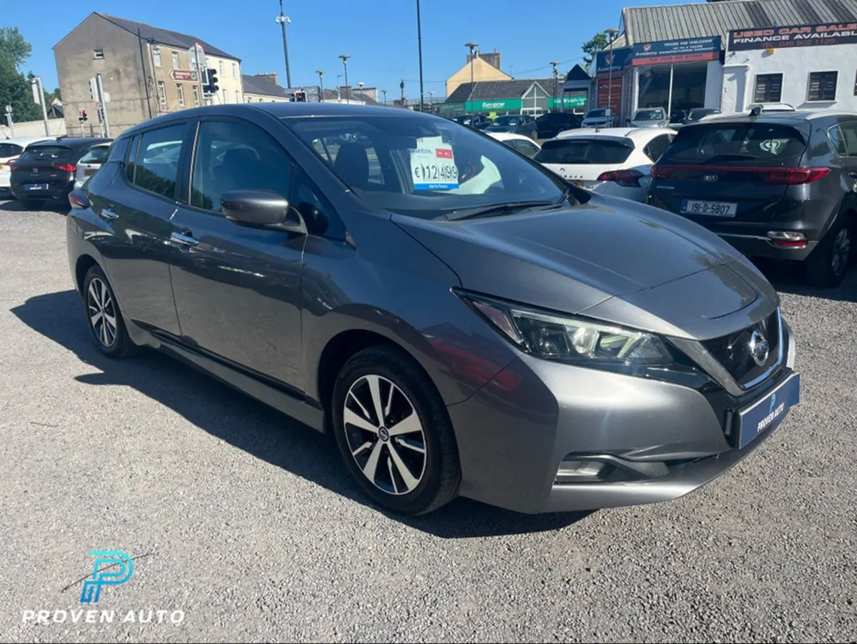 Nissan Leaf Acenta - Image 1