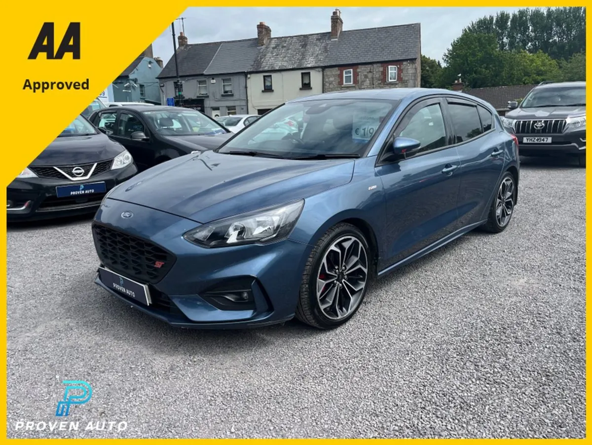 Ford Focus St-line X Tdci - Image 3