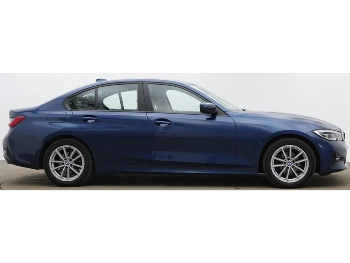 BMW 3 Series 2.0 318d MHT SE Saloon 4dr Diesel Au - Image 2