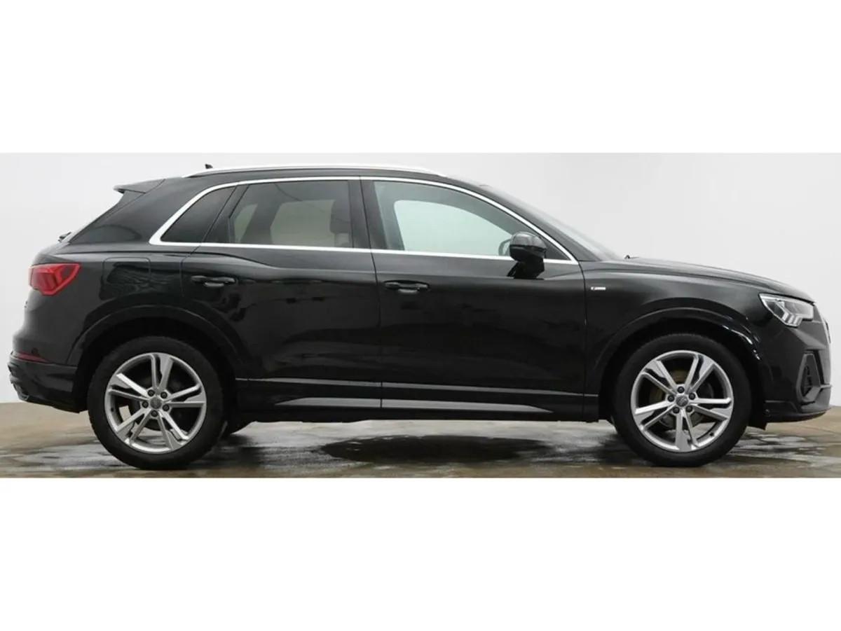 Audi Q3 2.0 TDI 35 S Line SUV 5dr Diesel Manual Q - Image 2