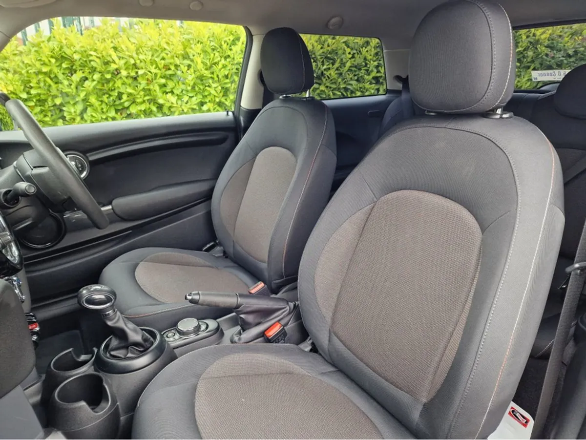 MINI HATCH 1.2 Petrol Automatic Alloys Reverse Ca - Image 4
