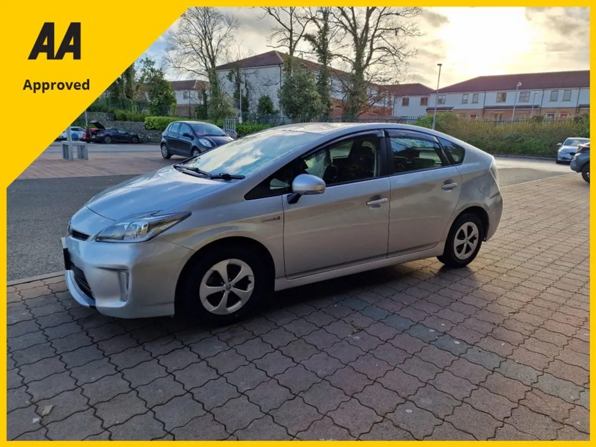 Toyota Prius Prius Auto Self Charging Hybrid Reve - Image 3