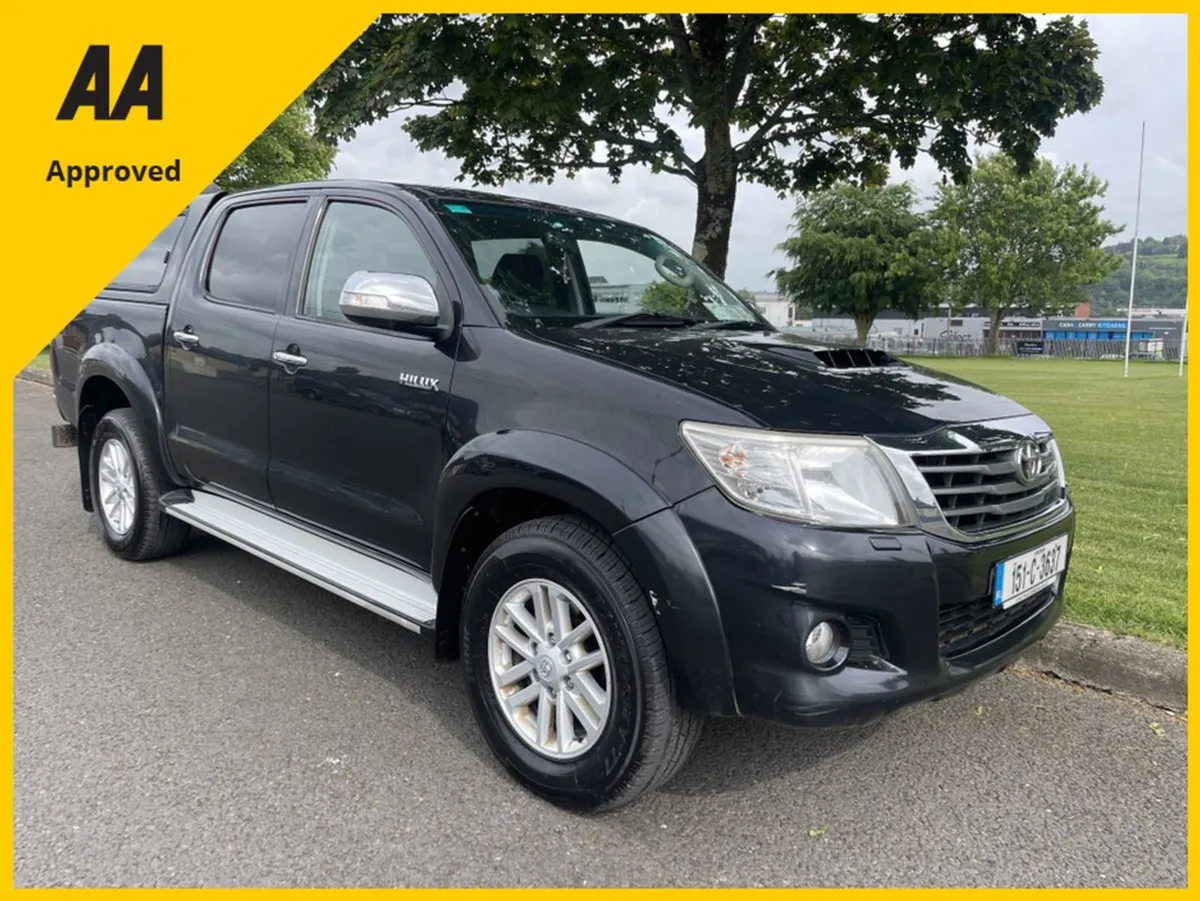 Toyota HiLux 3.0 Crew CAB - Image 1