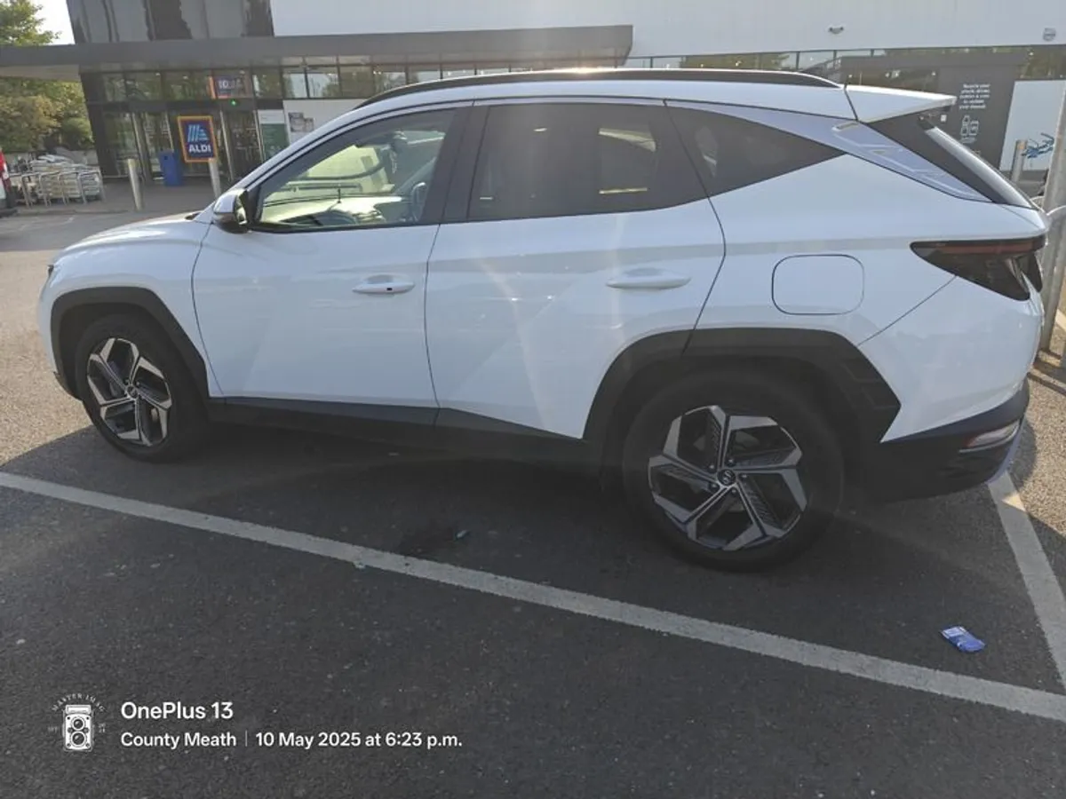 2022 Hyundai Tucson Hybrid Executive plus - Image 2