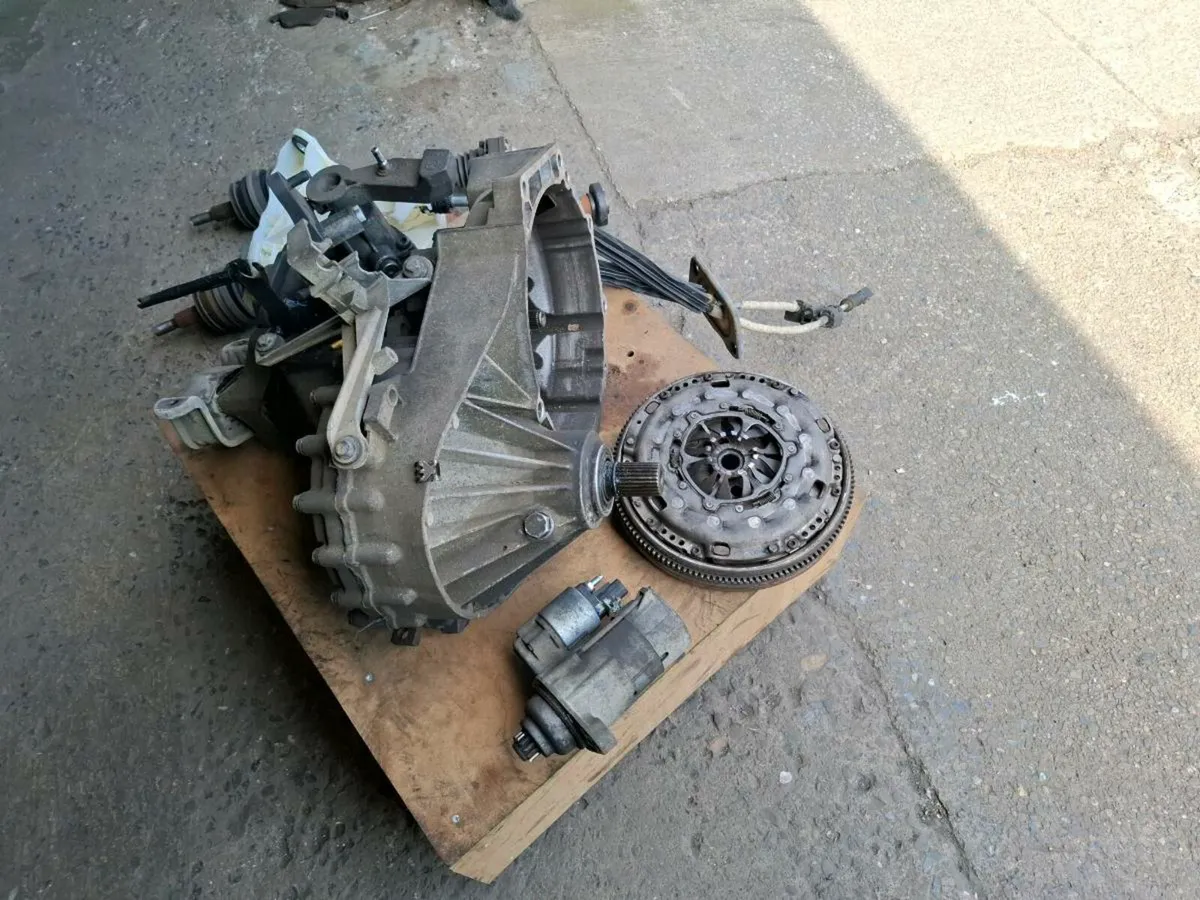 Transporter T5.1 5 speed gearbox - Image 2