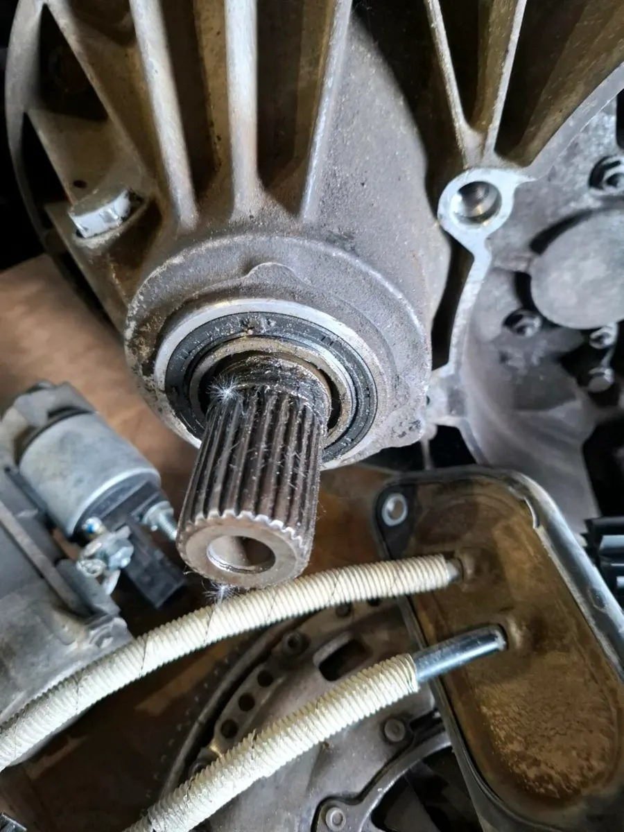 Transporter T5.1 5 speed gearbox - Image 4