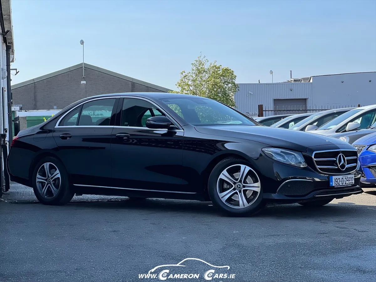 MERCEDES BENZ E220 PREMIUM PLUS FINANCE ME - Image 3