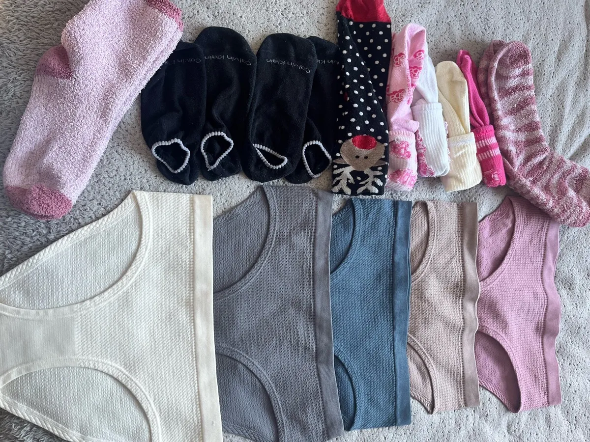 Bundle of new items - Image 2
